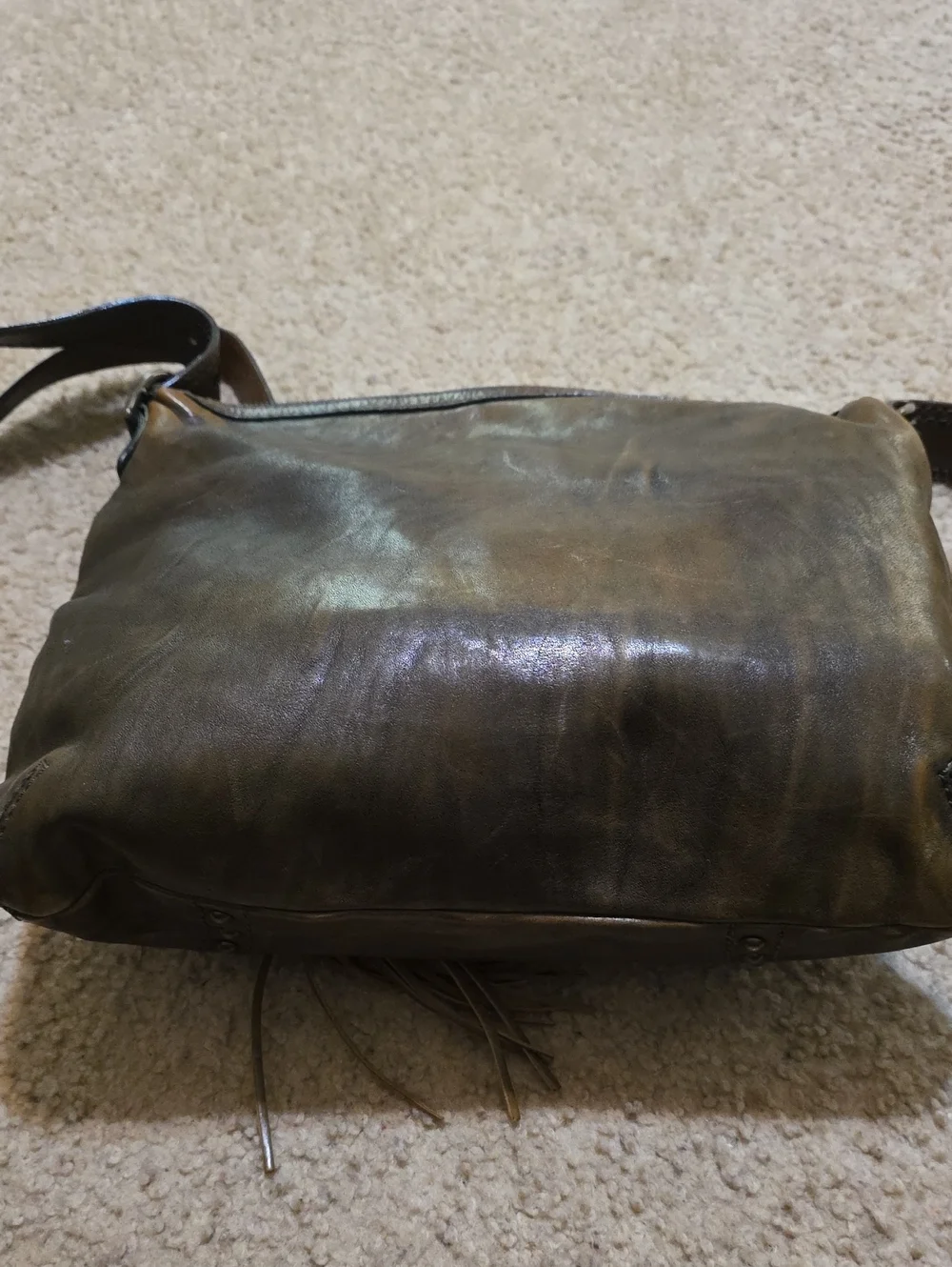 Capaccioli Classic Brown Leather Crossbody Bag with Stud Detail